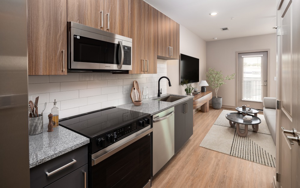 Ava Oakwood furnished studio apartment in Gainesville, GA